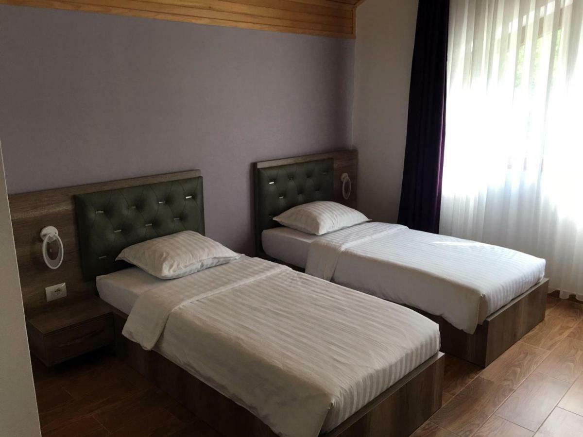 Vila Alexander B&B Valbone Bagian luar foto